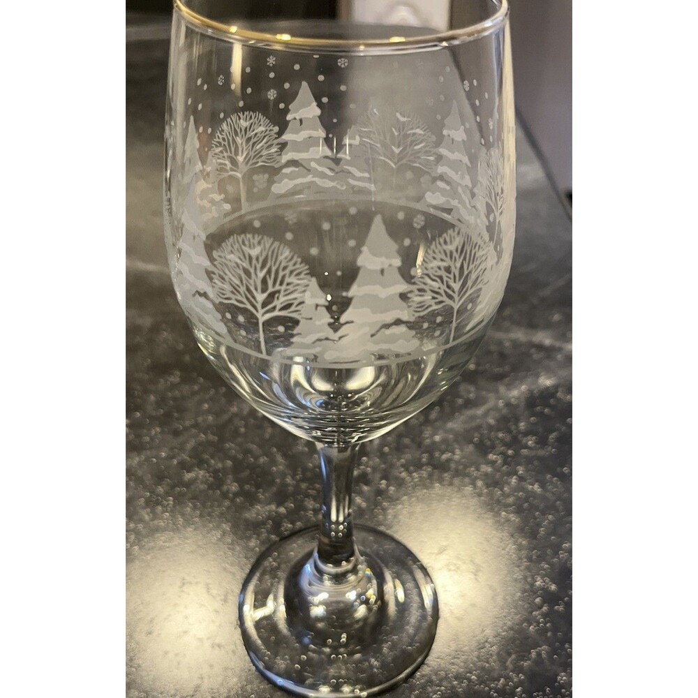 VNTG Set of 6 Winter Wonderland Scene White Frosted Trees Wine Goblets Gold Trim